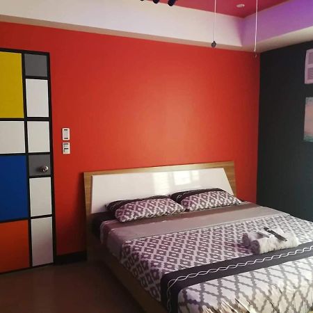 Cubao Manhattan Heights Unit 11Pq Tower B, 1Br Кесон Сити Екстериор снимка
