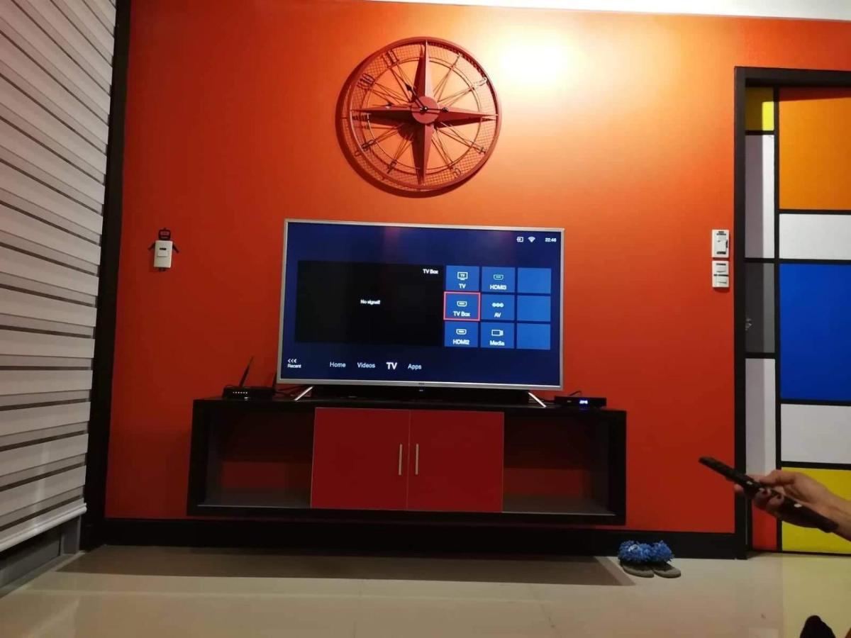 Cubao Manhattan Heights Unit 11Pq Tower B, 1Br Кесон Сити Екстериор снимка