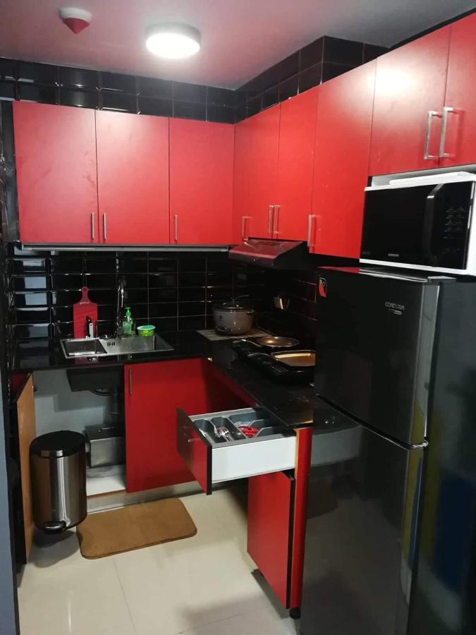 Cubao Manhattan Heights Unit 11Pq Tower B, 1Br Кесон Сити Екстериор снимка