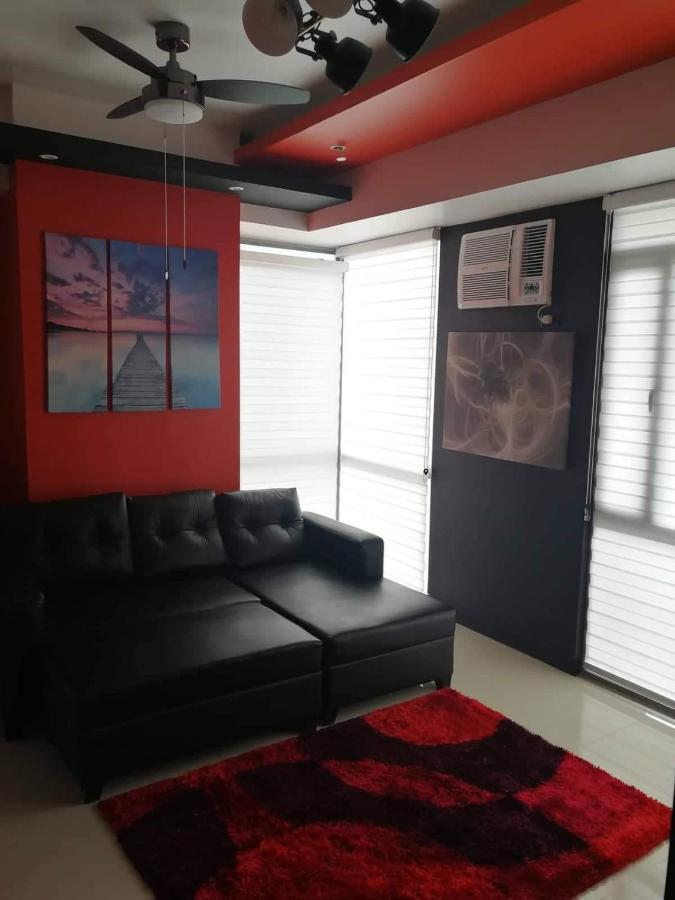 Cubao Manhattan Heights Unit 11Pq Tower B, 1Br Кесон Сити Екстериор снимка